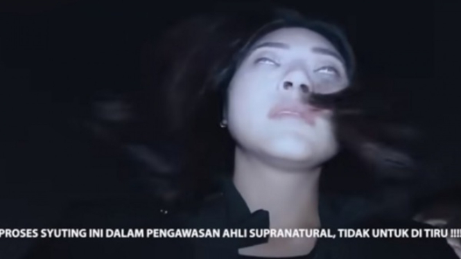 Sarwendah istri Ruben Onsu kesurupan