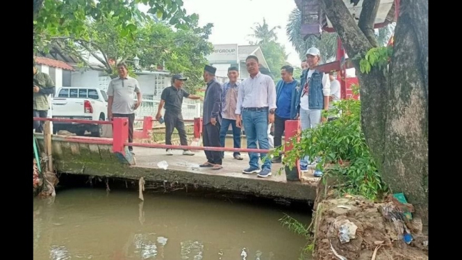 Atasi Banjir di Mampang Supian Suri Bicara Rencana Relokasi Masjid