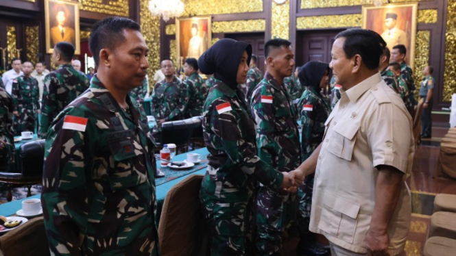 Prabowo beri arahan nakes TNI