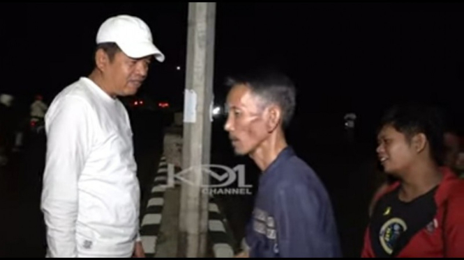 Potret Dedi Mulyadi ketika di Jembatan Talun Cirebon