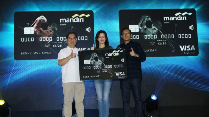 Foto BANK MANDIRI Kartu Kredit Eksklusif