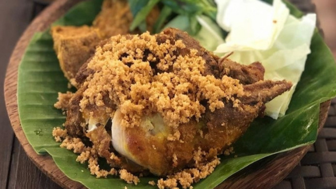 Ayam geprek enak dan gurih