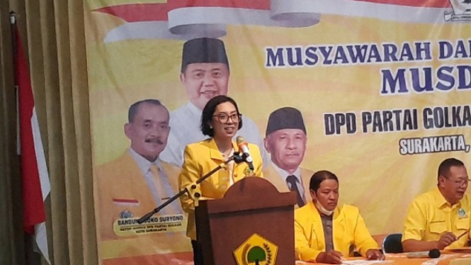 Ketua DPD II Golkar Solo Sekar Tandjung