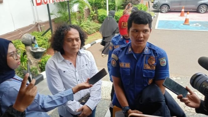 Sandi Butar Butar laporkan dugaan korupsi Damkar Depok