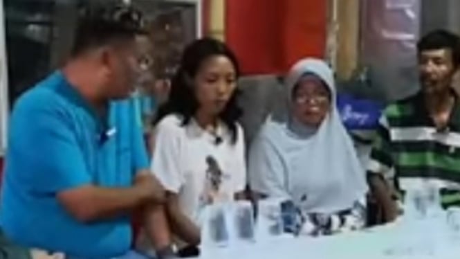 Potret momen wawancara uya kuya dan Marliyana