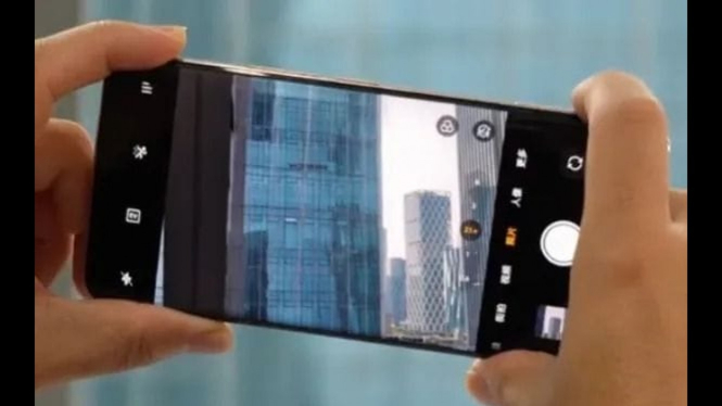 Realmi Mendemonstrasikan Fitur “Camera Control”