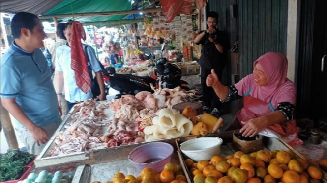 Calon Wakil Wali Kota Depok, Chandra blusukan di Pasar Musi