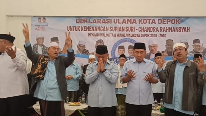 Calon Wali Kota Depok, Supian Suri menangis