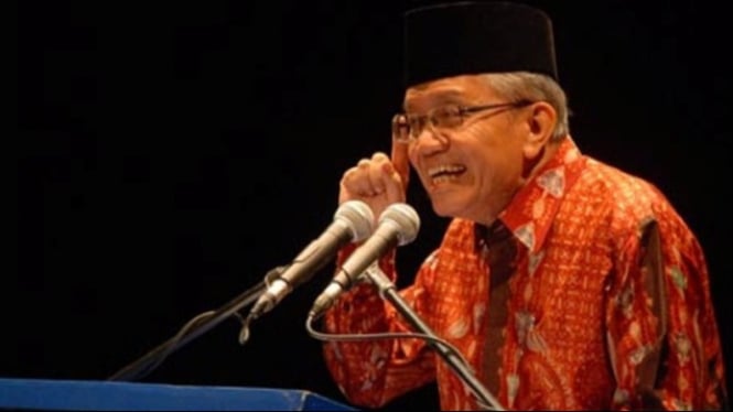 Taufiq Ismail sastrawan antikomunis