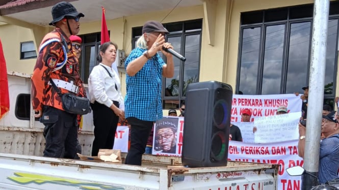 Pemuda Pancasila Demo Polda Kalbar Desak Kasus Mafia Tanah Dituntaskan