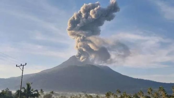 Erupsi Gunung Lewotobi