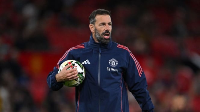 Mantan pelatih MU Ruud van Nistelrooy