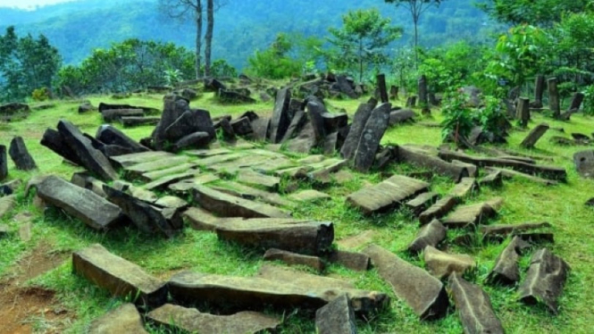 Situs Megalitikum Gunung Padang
