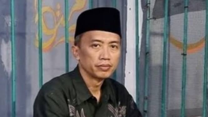 Potret Ketua PCNU Depok KH Achmad Solechan