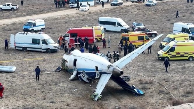 Puing pesawat Azerbaijan Airlines yang jatuh di Kazakhstan