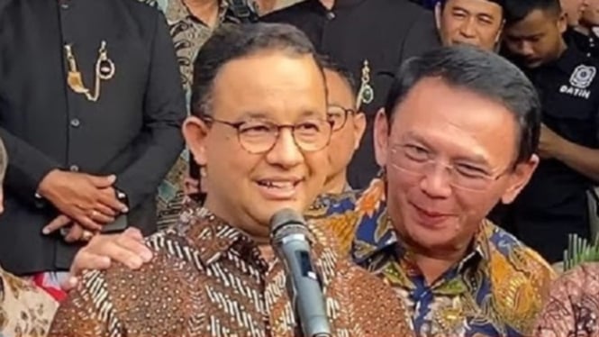 Momen keakraban Ahok dan Anies di Balaikota Jakarta