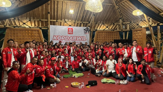 Potret  poto bersama jajaran PSI Jawa Barat
