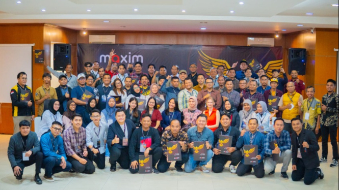 Modal kecil buka bisnis transportasi Maxim