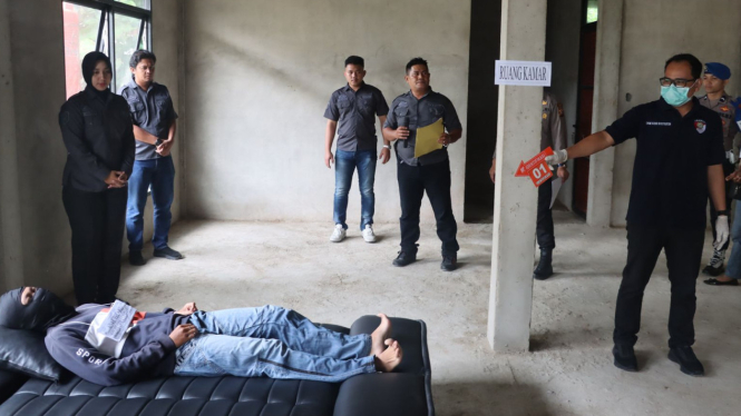 Polres Sambas Gelar Rekonstruksi Ibu Bunuh Anak Bayi