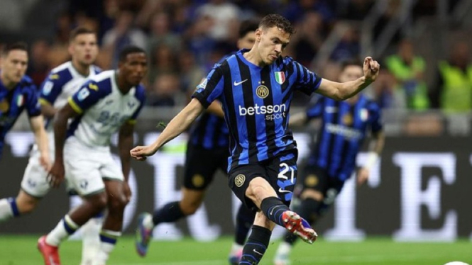 Inter dekati Napoli usai kalahkan Verona 1-0