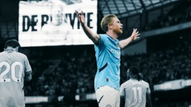 Cesc Fabregas lirik De Bruyne ke Como milik Bos Djarum