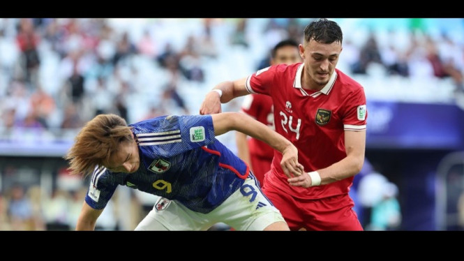 Momen pertandingan Timnas Indonesia vs Jepang.
