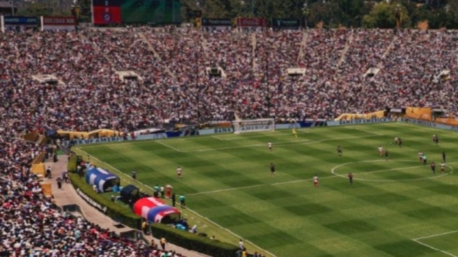 Penonton PSG vs Atletico Madrid.