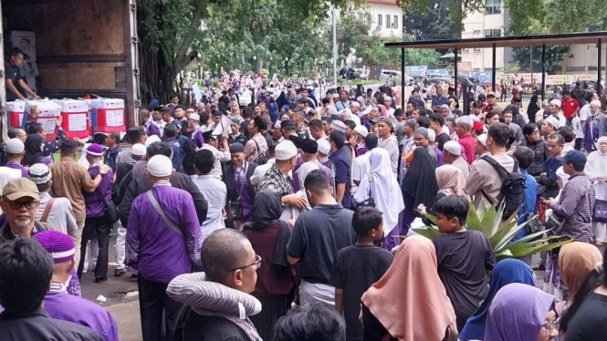 Potret kepulangan jemaah haji di Balaikota Depok