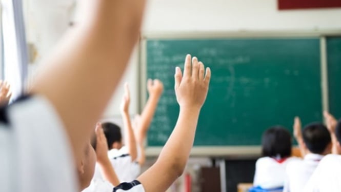 Ilustrasi sekolah gratis di Depok