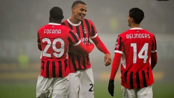 Bek AC Milan Malick Thiaw ke Como milik Bos Djarum di Italia?