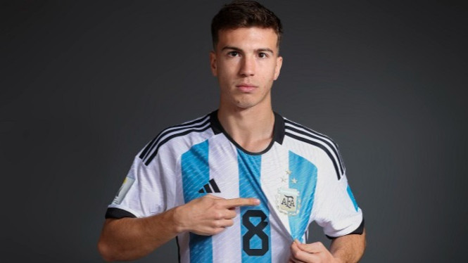 Pemain asal Argentina, Maximo Perrone dipatenkan Como