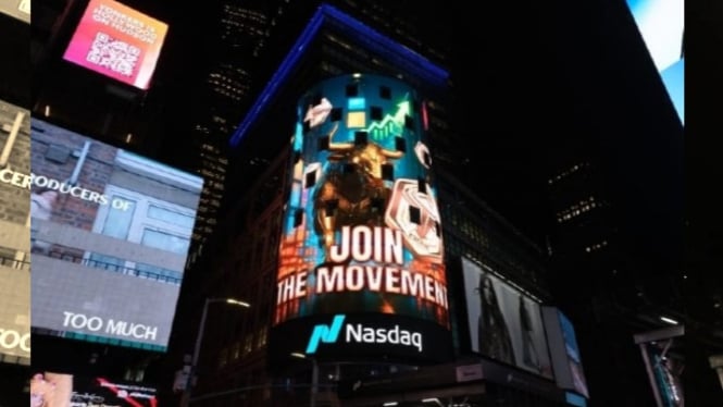 DRX Token tampil di Times Square New York