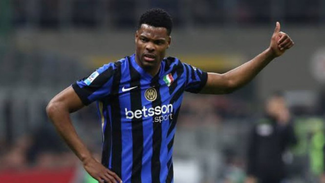 Potret Bek Inter Milan yang di Bidik Barcelona