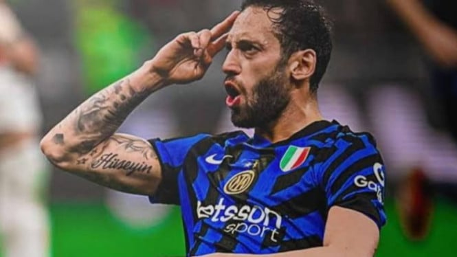 Potret Hakan Calhanoglu