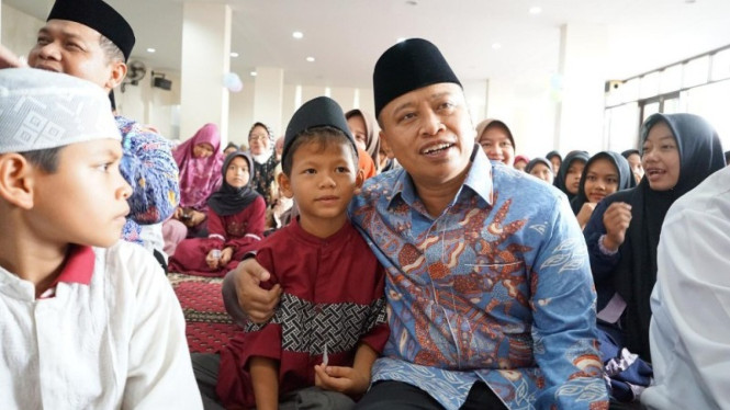 Potret Walikota Depok Supian Suri