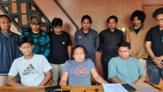 Deolipa dampingi mahasiswa JGU Depok soal dana KIP Kuliah