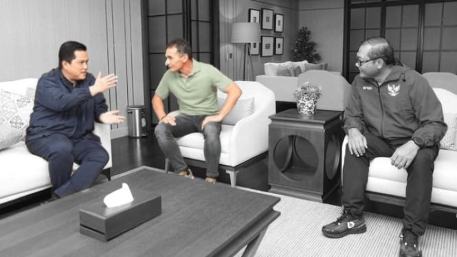 Erick Thohir tanggapi isu pemecatan Vanenburg
