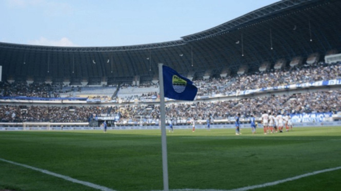 Stadion Gelora Bsndung Lautan Api (GBLA) Kota Bandung.