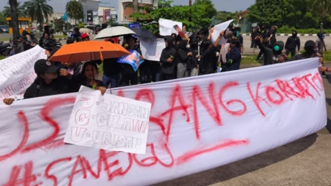 Demo mahasiswa JGU Depok beberapa waktu lalu