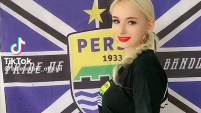 Daria Gartman, bule Jerman fans Persib Bandung