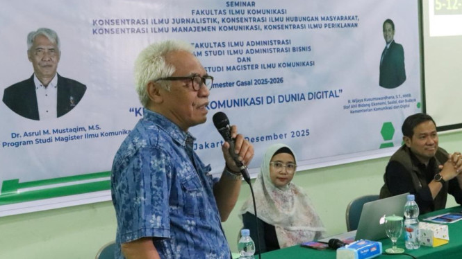 Seminar literasi digital IISIP