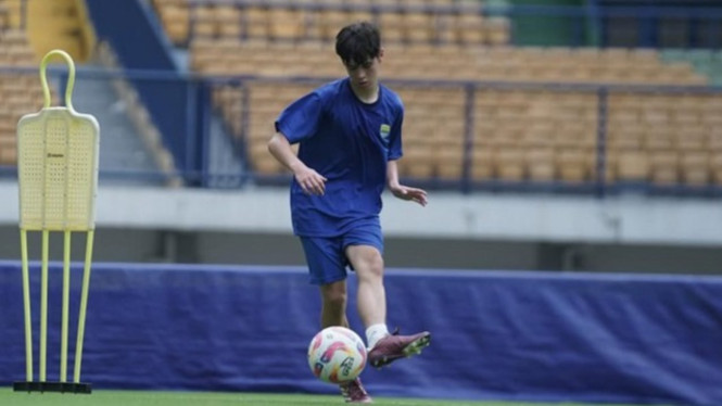 Dilirik Timnas Malaysia, Jordi Hodak latihan di Persib Bandung