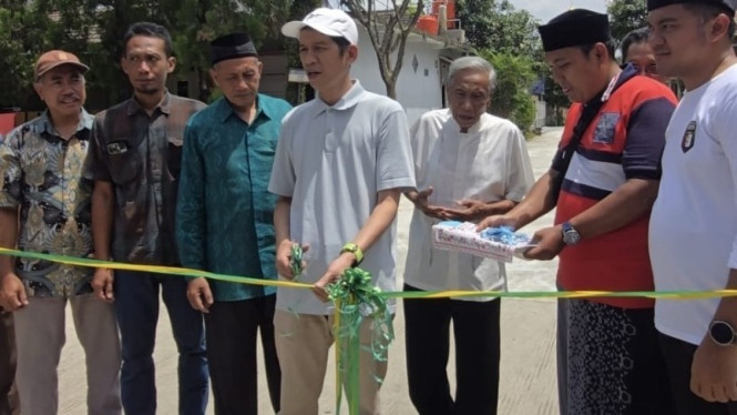 Perbaikan Jalan Perumahan