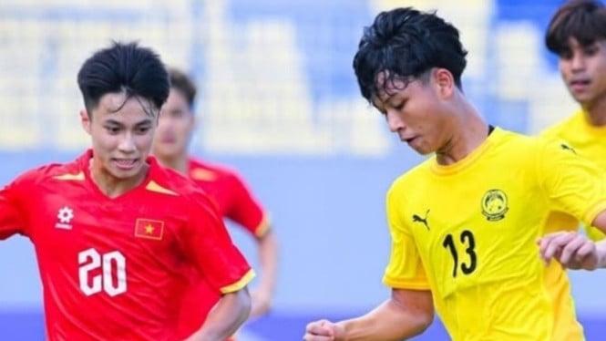 Vietnam vs Malaysia di fase grup Piala AFF U17 2026.