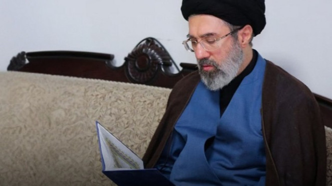 Pemimpin Tertinggi Iran Mojtaba Khamenei