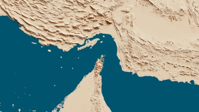 Iran Tak Bergeming, Selat Hormuz Tetap Ditutup Meski Tekanan Menguat