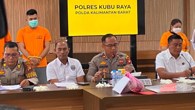 Polres Kubu Raya amankan pelaku penipuan penjualan tiket pesawat