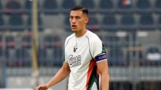 Jay Idzes Merapat ke Genoa, Desak Venezia untuk Melepasnya