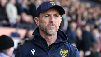 Gagal Juara, Pelatih Oxford Kritik Kondisi Lapangan Piala Presiden 2025