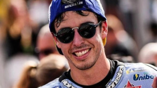 Alex Marquez Crash Parah di MotoGP Ceko 2025, Bastianini Juga Ikut Tumbang!